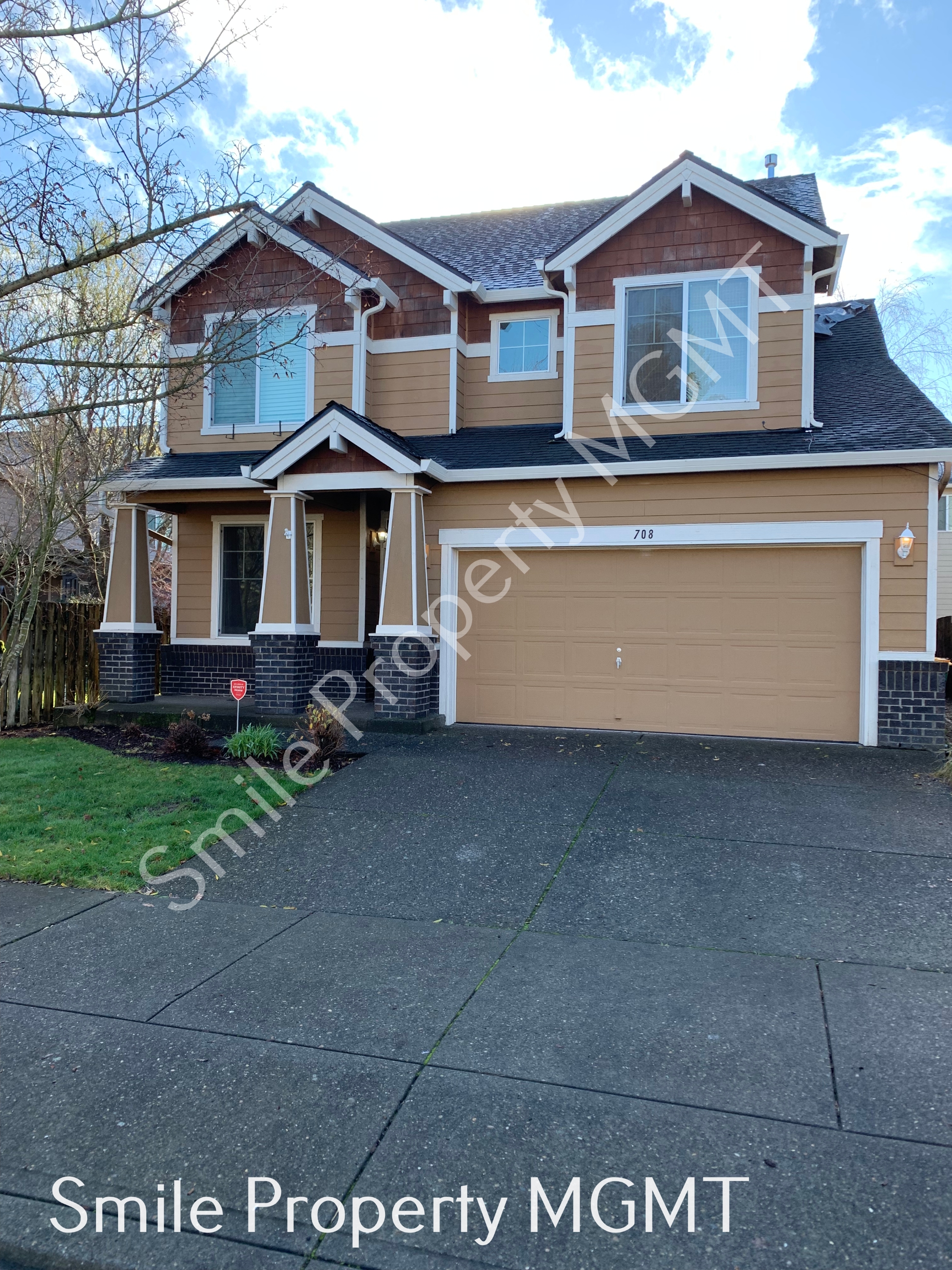 708 Southwest Grant Way